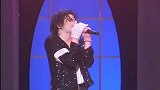 迈克尔杰克逊 30周年演唱会现场版，台下粉丝激动流泪