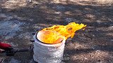 将岩浆倒在华夫饼机上到底会怎样？老外作死实验，结果不忍直视！