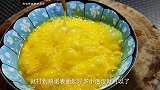 青椒不要直接炒鸡蛋了，大厨教你新吃法，酸香开胃超下饭