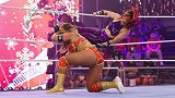 NXT第655期：洛佩兹激战紫雷 奎因出场送花