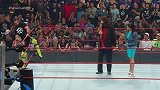 WWE-16年-RAW第1213期：重磅！巴洛尔严重受伤宣布放弃冠军腰带引发群星哄抢-花絮