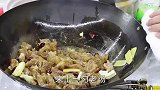 220买3斤牛蹄筋，做一锅“红烧牛蹄筋”再来三碗大米饭，吃美