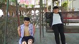 四川方言：小伙脸皮薄，带上好友去相亲，哪知弄巧成拙！
