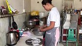 娘家大哥来干活，燕子做酥炸带鱼，农家小炒肉8个菜招待，好热闹
