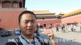 周末去公园相亲会，小伙被大妈们围住问东问西，好尴尬呀！