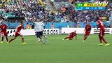 世界杯-14年-小组赛-E组-第2轮-法国队吉鲁抬脚过高将对方中卫冯贝尔根面部踢伤-花絮