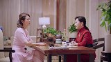听着闺蜜的话姑娘不知该如何处理，甚至隐隐有些不忍