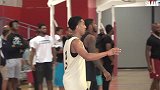 篮球-18年-保罗&加里森阿伦在保罗训练营对阵顶级高中生 神之控卫再虐菜！-专题
