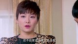 后妈把继女赶下餐桌吃饭，婆婆和老公不敢说话，爷爷怒了！
