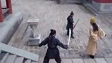 小伙去剧组跑龙套，谁料被导演给坑了