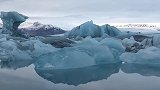 冰岛的千年冰川，这是我在黑色沙滩上走路的声音