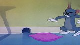 猫和老鼠：汤姆想了各种方法治瞌睡，结果没有一点用！
