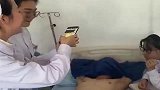 男友躺在病房，护士全围了上去，看这种情况是需要回家等时间了！