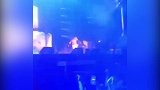 篮球-18年-夜店登又回来了！Travis Scott音乐节邀请哈登同台表演-专题