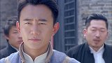 恶霸要小伙自己剁一只手，结果作恶不成，反被小伙打得倒地哀嚎！