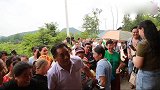 贵州一小伙迎亲，想见新娘子不容易，没有这实力真不行