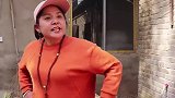 恶毒婆婆嫌弃儿媳不干活，将儿媳绑在凳子上暴晒，儿子知道后怒了