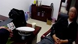 安徽铜陵：男子驾车超速被拦下，一查竟是潜逃21年命案逃犯
