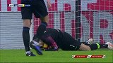 巴莱罗出球失误遭抢断 基布萨赫弧顶开火无果而终