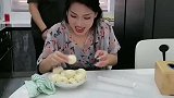 夫妻吵架，老婆不会做饭，没想到