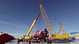 这辆堪称世界上最大的起重机起重能力竟高达吨！