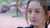 赵丽颖撕剧组后首现身，步履沉重心情不佳，获官媒支持仍输给资本