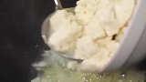 鲜得掉眉毛的海蛎子炖豆腐教程来啦！不要加味精哦！