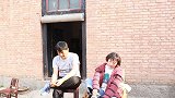 短剧：准女婿请岳父吃饭，饭后上厕所溜走，岳父直夸女儿眼光好