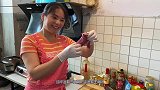 雪儿用三两牛肉，炸15个牛肉粉条盒子，公公婆婆吃得开心满意
