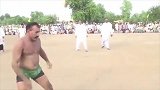 《爆笑60秒》小学生打架？印度扇巴掌摔跤比赛给爷看笑了