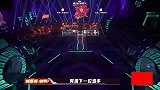 帅气小哥哥玩rap，一开嗓点燃全场，龚琳娜都满眼喜欢