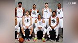 对比不到半年前的NBA全明星合照 已经有7人胸前队标换了