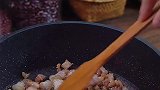 今天这个腐皮糯米卷，朋友们都说好七，把它分享给大家