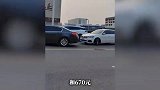 加油站成“停车场”！国内油价迎4年来最大涨幅，实探调价前车主排队加油