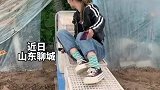 满满的仪式感女子大棚内也用上了滑轨