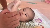 小宝宝：爸爸太坏了，你明知道我不会说话还一直和我尬聊，哼！