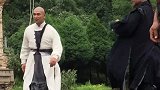 一线亲自上阵高难度动作