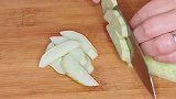 大厨教你用黄瓜做美食，味道绝了，一次几根不够吃！