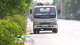 洒水车无牌上路作业，记者采访道：好大的官威啊