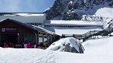 去玉龙雪山一定要五月份之前，迟了雪就化了。
