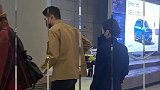 王子文晒吴永恩的画，全程小女人姿态跟身后，为吴永恩放弃吻戏