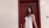 甜蜜笑容的小姐姐，就知道身材不会差到哪里去