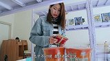小伙卖东西，假装拧瓶盖套路美女，结局太搞笑了