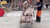 爆笑我说兄弟喝多了，我感觉他这是在玩火
