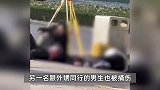 家属称陕西高校两男生被捅：外甥身亡，捅人者曾参加辩论赛被淘汰