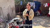 小瑞一人操持家里家外，做好所有准备迎接嫂子，爸爸满脸高兴满足