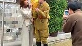 小伙子你是不是假粉丝？？？