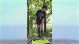 贴身弹力裤比丝袜微厚，保暖还显身材