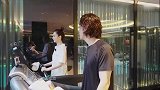 李承铉想说服老婆做运动，戚薇竟反驳：乌龟的寿命最长！
