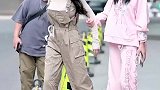 这亚子看来可以去参加百米跨栏了？